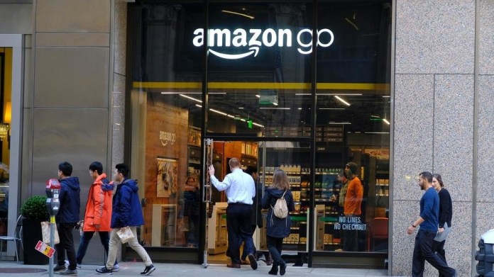 Резултат с изображение за „Amazon ще продава технология за безкасови магазини Amazon“