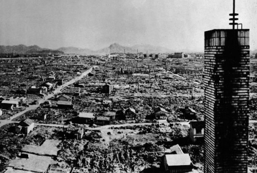 Резултат с изображение за „най-мащабната бомбардировка на Токио“